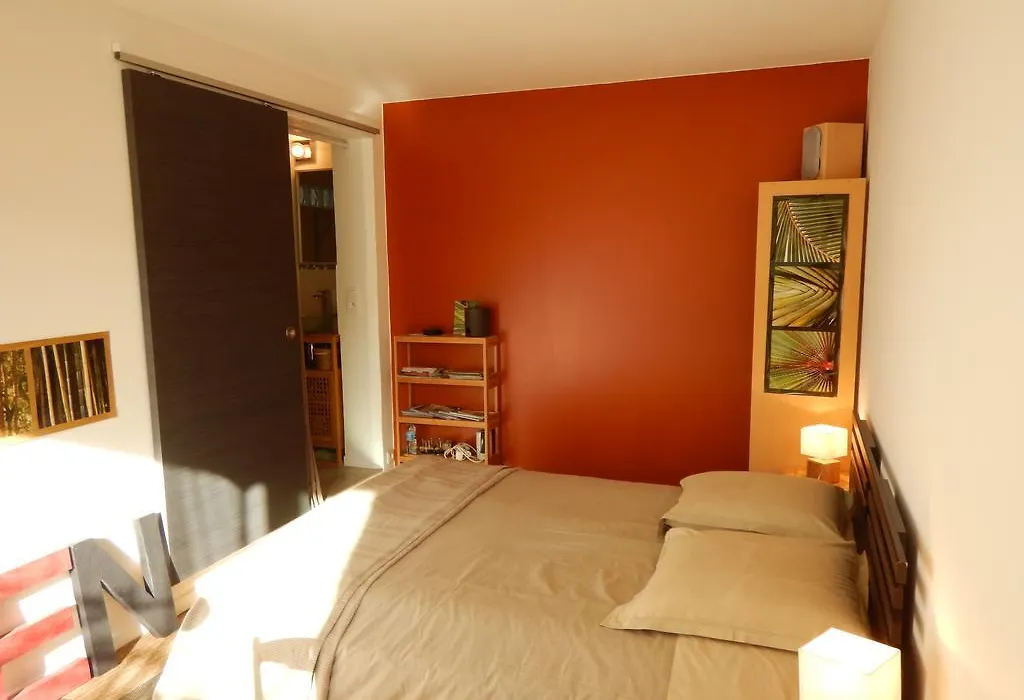 Lazen B&B-1
